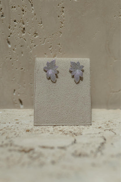 Brinco Ear Cuff Folhas Cravejado Ródio Branco