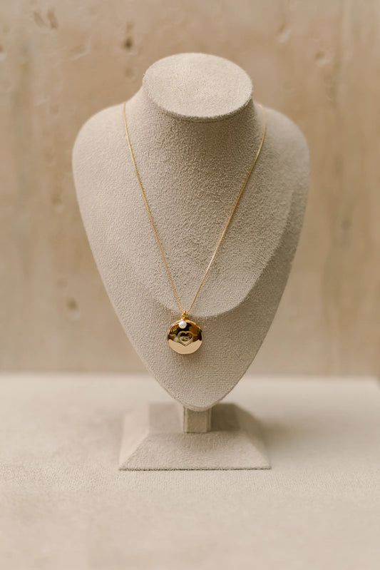 Colar Relicário Afeto Dourado