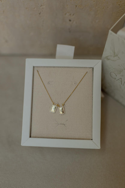 Colar Escapulário Mão de Hamsá Dourado