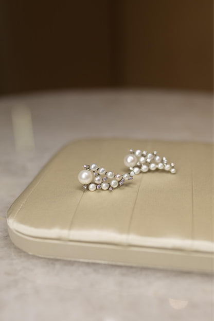 Brinco Ear Cuff Pérolas e Zircônias Cristal Ródio Branco