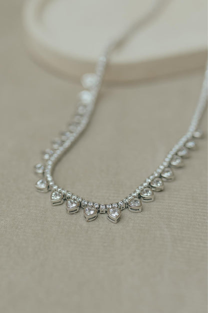 Colar Choker Riviera Corações Ródio Branco