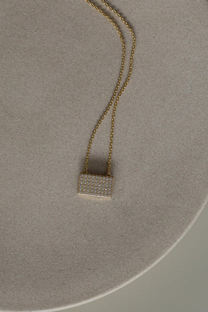 Colar Quadrado Cravejado Dourado