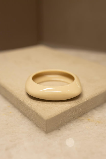 Bracelete Acrílico Marfim
