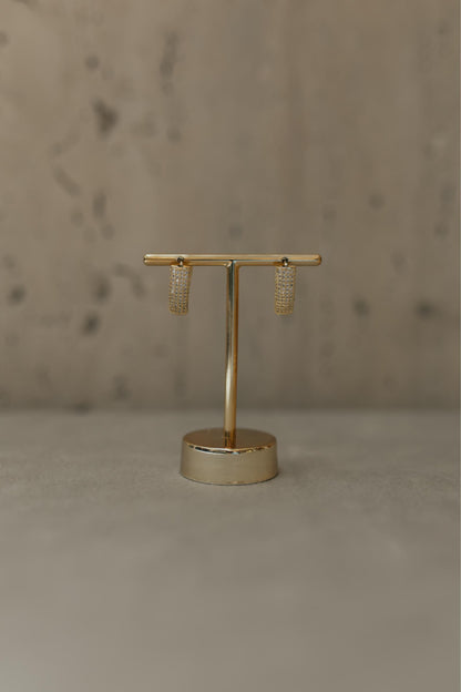 Brinco Argola V Cravejada Dourado
