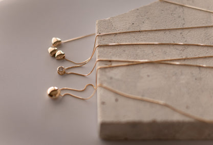 Colar 3 Corações Liso Dourado