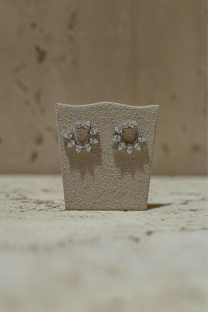 Brinco Argola Frontal 8 Zircônias Ródio Branco