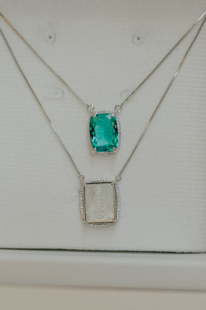 Colar Escapulário Madrepérola Verde Ródio Branco