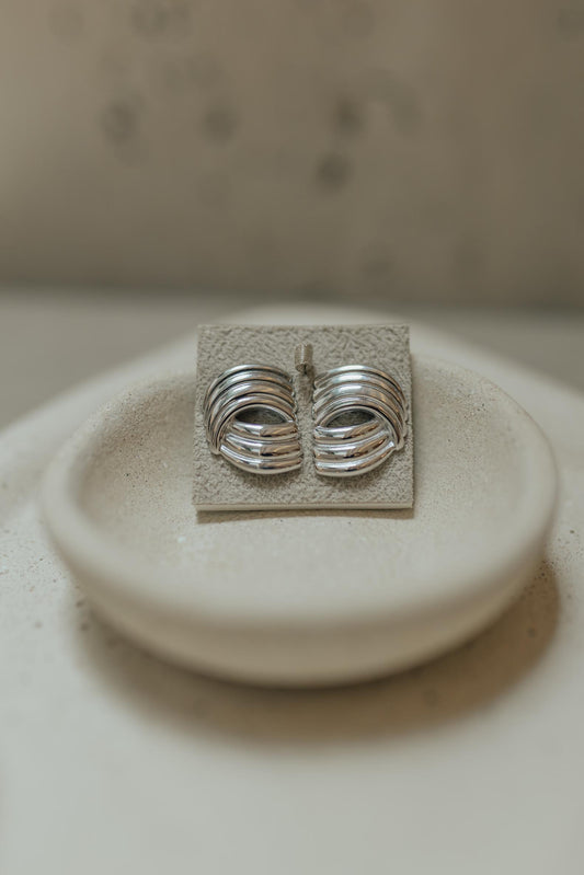 Brinco Listrado Ródio Branco