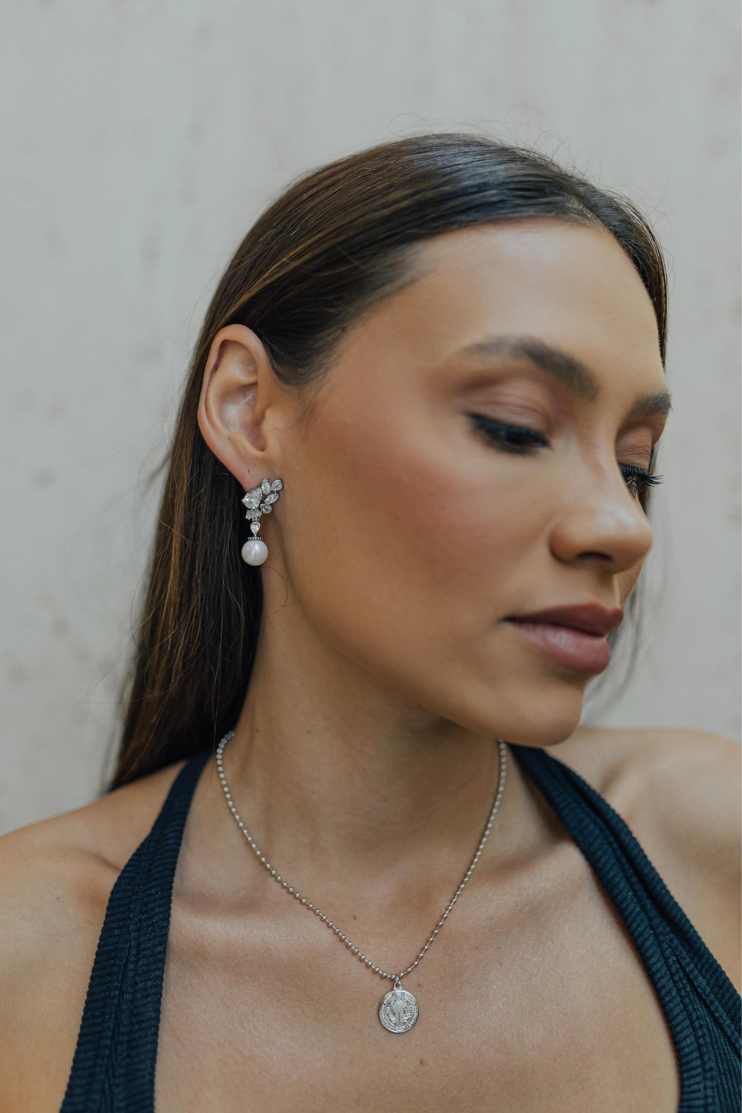 Colar Bolinhas Medalha de São Bento Ródio Branco