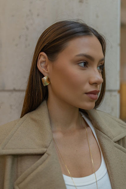 Brinco Geométrico Vintage Dourado