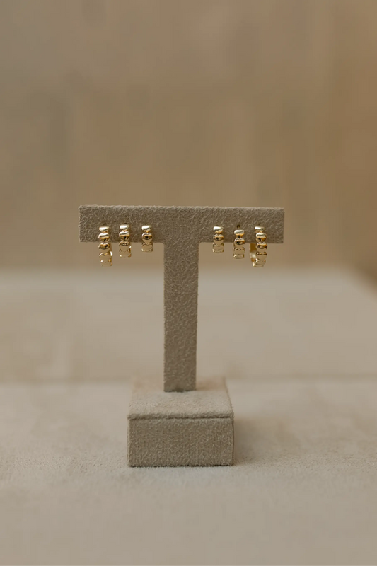 Brinco Argola Click Corações M Dourado