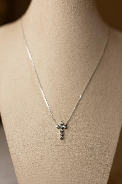 Colar Crucifixo Confete Moissanite Prata 925 Ródio Branco