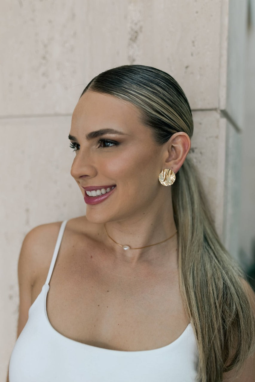 Colar Pêndulo Pérola Natural Dourado