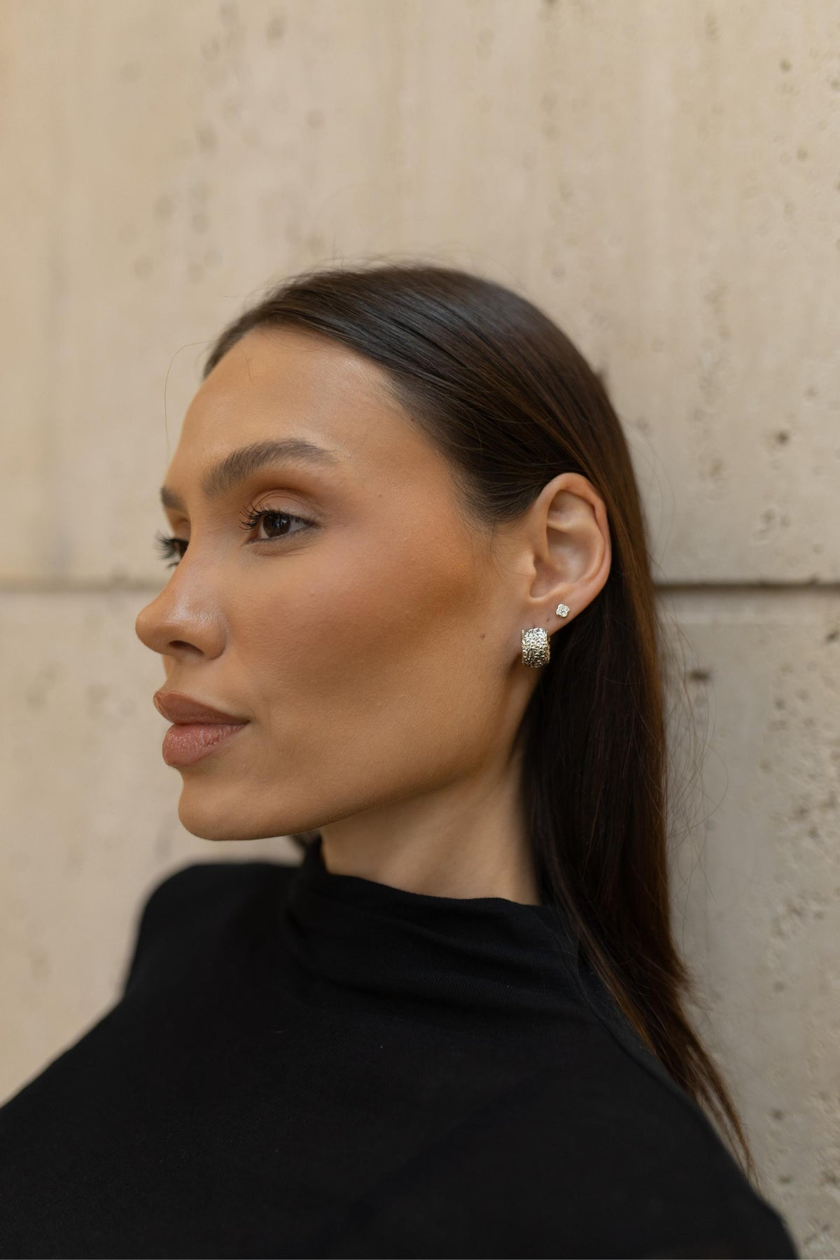 Brinco  Argola Textura Orgânico Ródio Branco