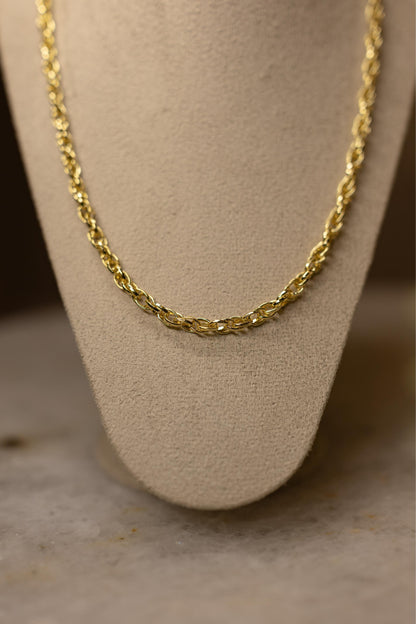 Colar Longo Elos Trançados Dourado