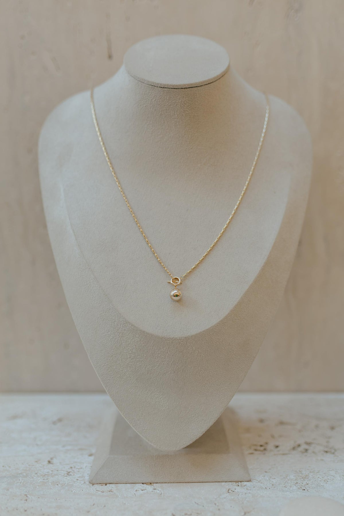 Colar Longo Snake Pingente Esfera Dourado