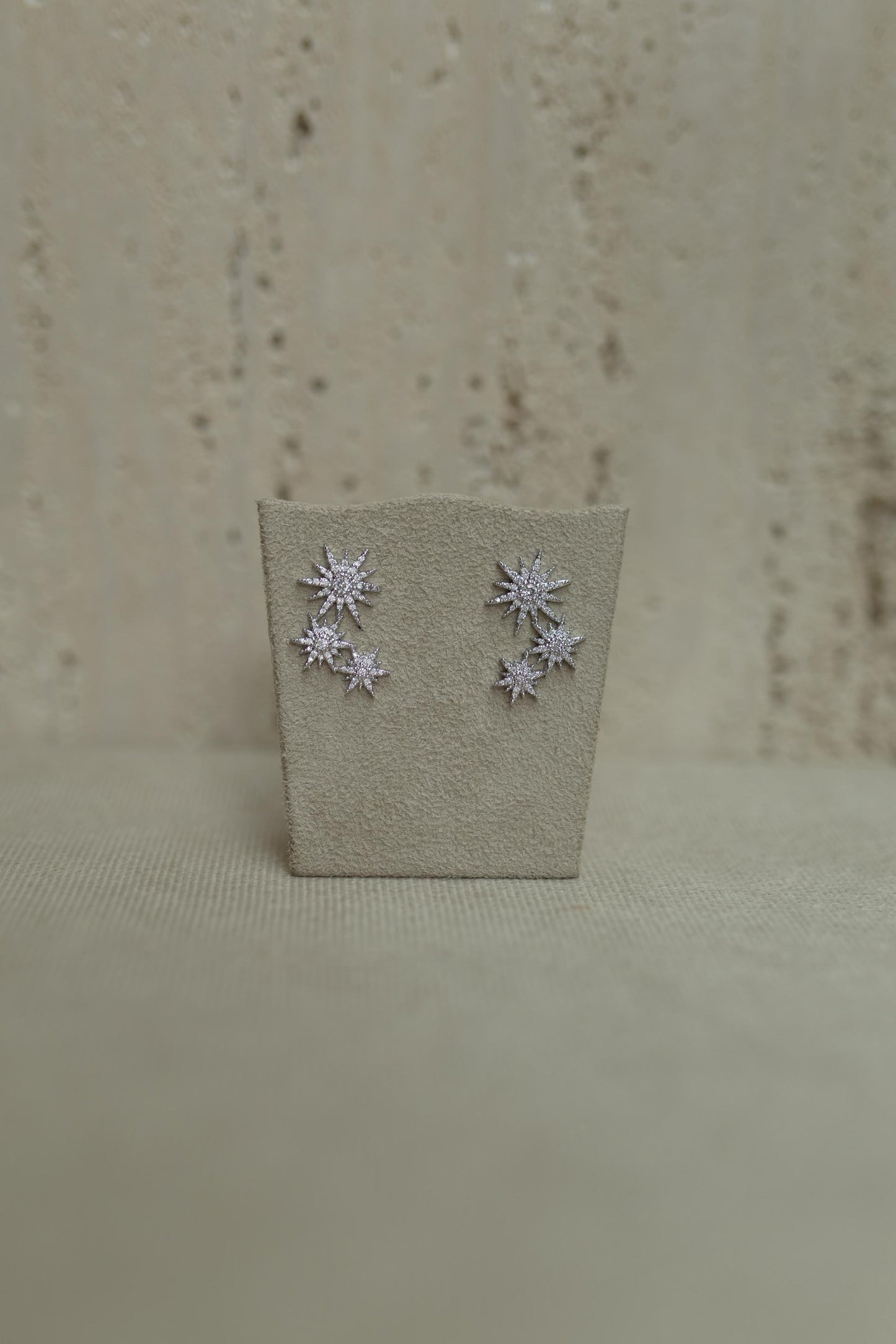 Brinco Ear Cuff Star Ródio Branco