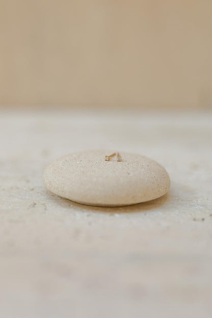 Brinco Mini Ponto de Luz 1,5mm Moissanite Prata 925 Dourado