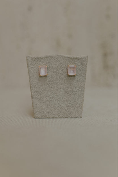 Brinco Solitário Retangular Quartzo Rosa Dourado