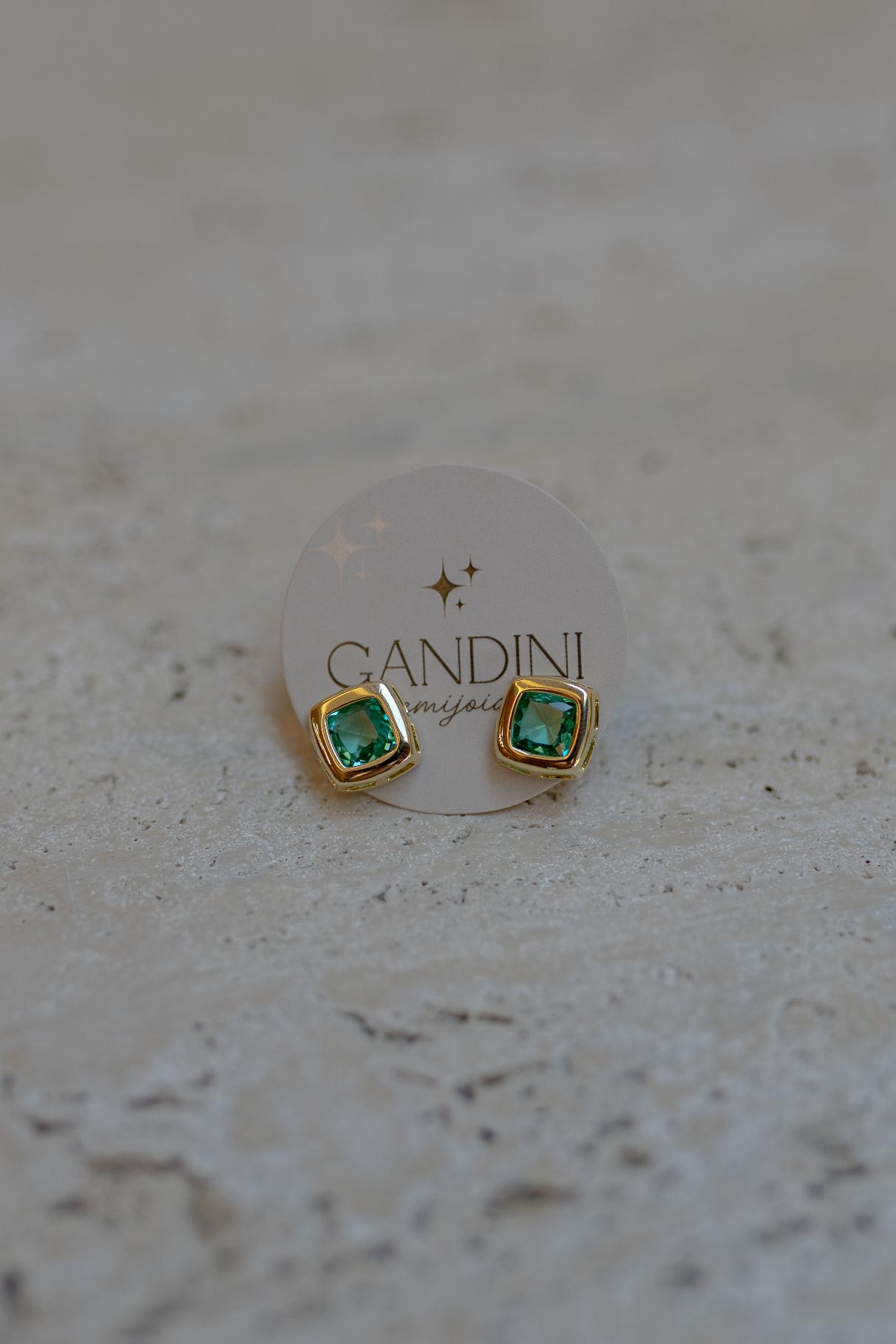 Brinco Quadrado Esmeralda Dourado