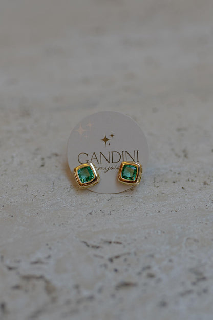 Brinco Quadrado Esmeralda Dourado