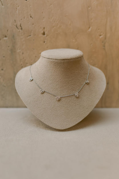 Colar Choker 5 Corações Cristal Ródio Branco