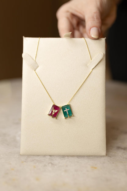Colar Escapulário com Pedras Fusion Banho de Ouro 18k