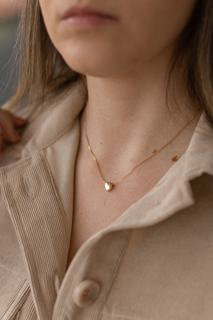 Colar Coração Liso Dourado