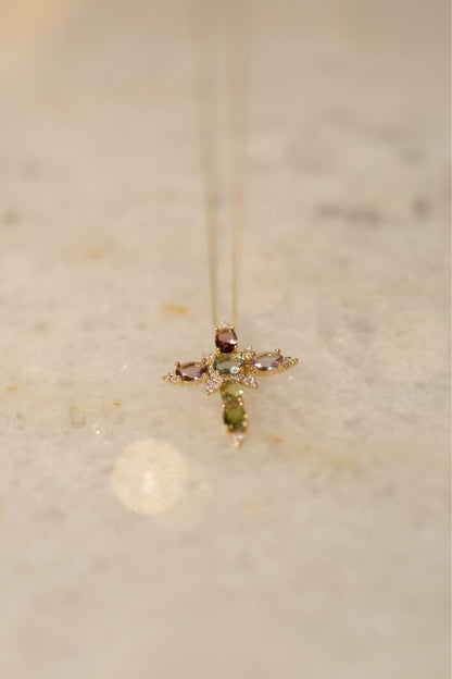 Colar Crucifixo Luxo Dourado