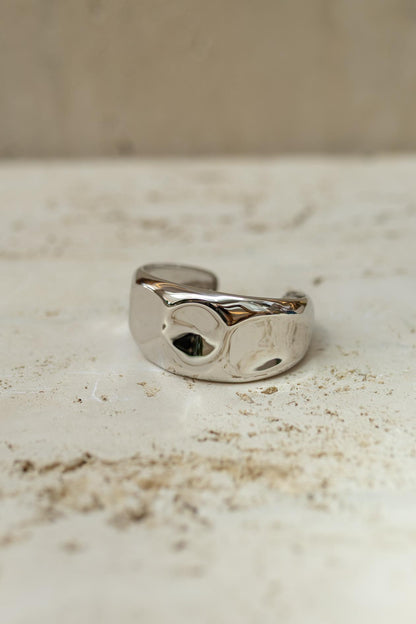 Bracelete Aberto Texturizado Liso Ródio Branco