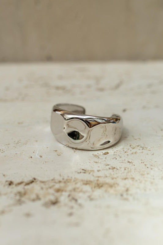 Bracelete Aberto Texturizado Liso Ródio Branco