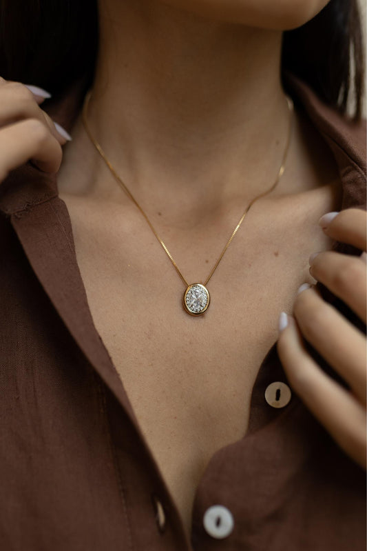Colar Pavê Oval Dourado