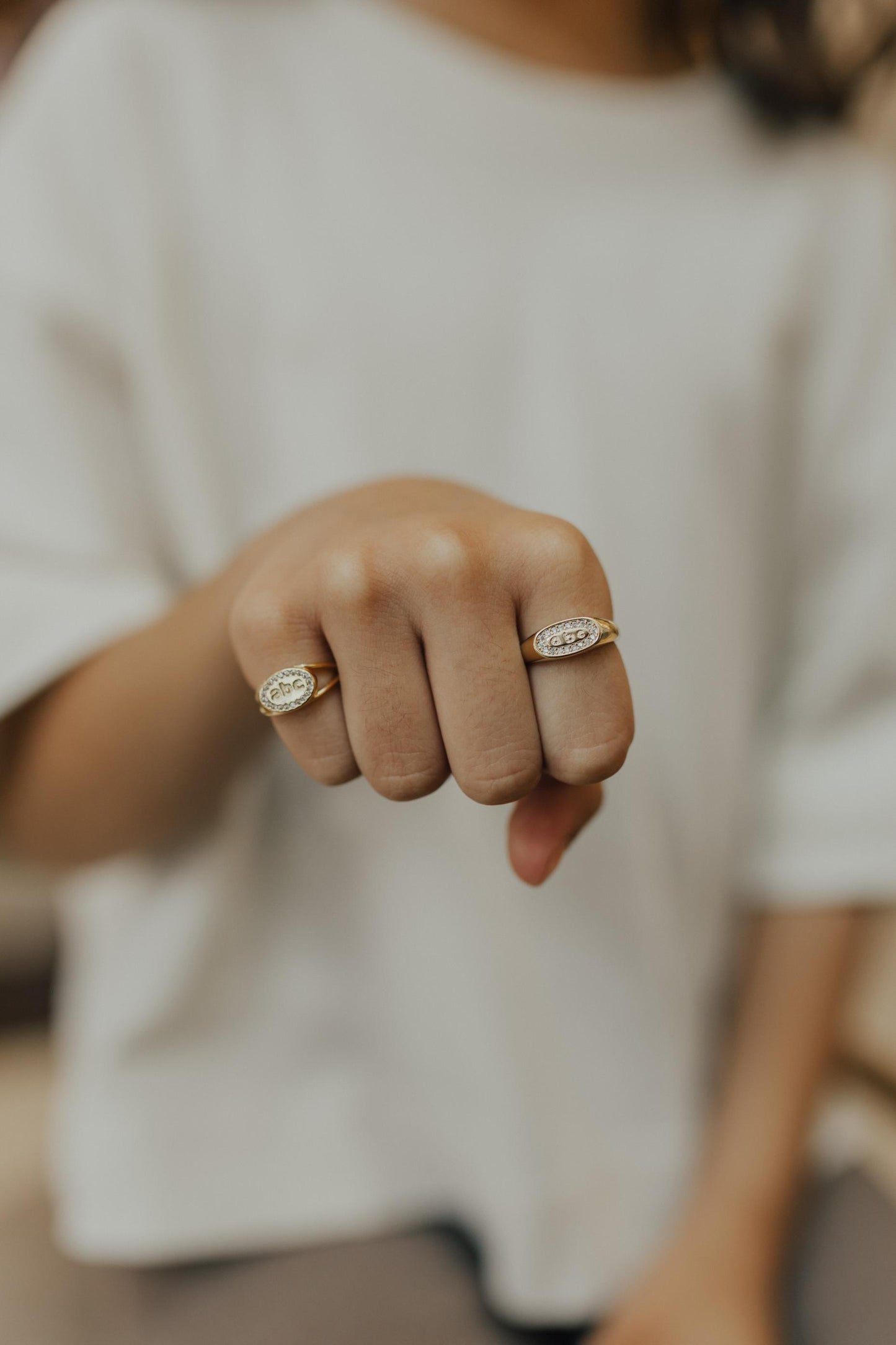 Anel Infantil ABC Cravejado Dourado