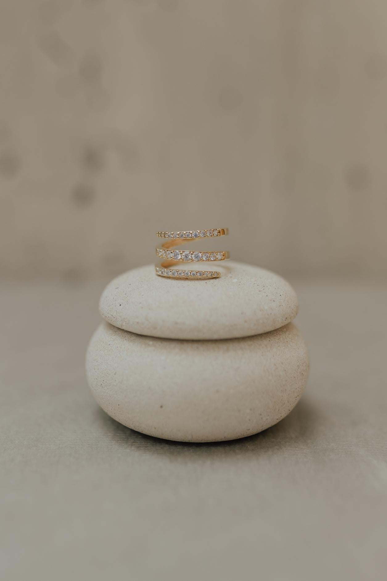 Anel Ajustável Espiral Cravejado