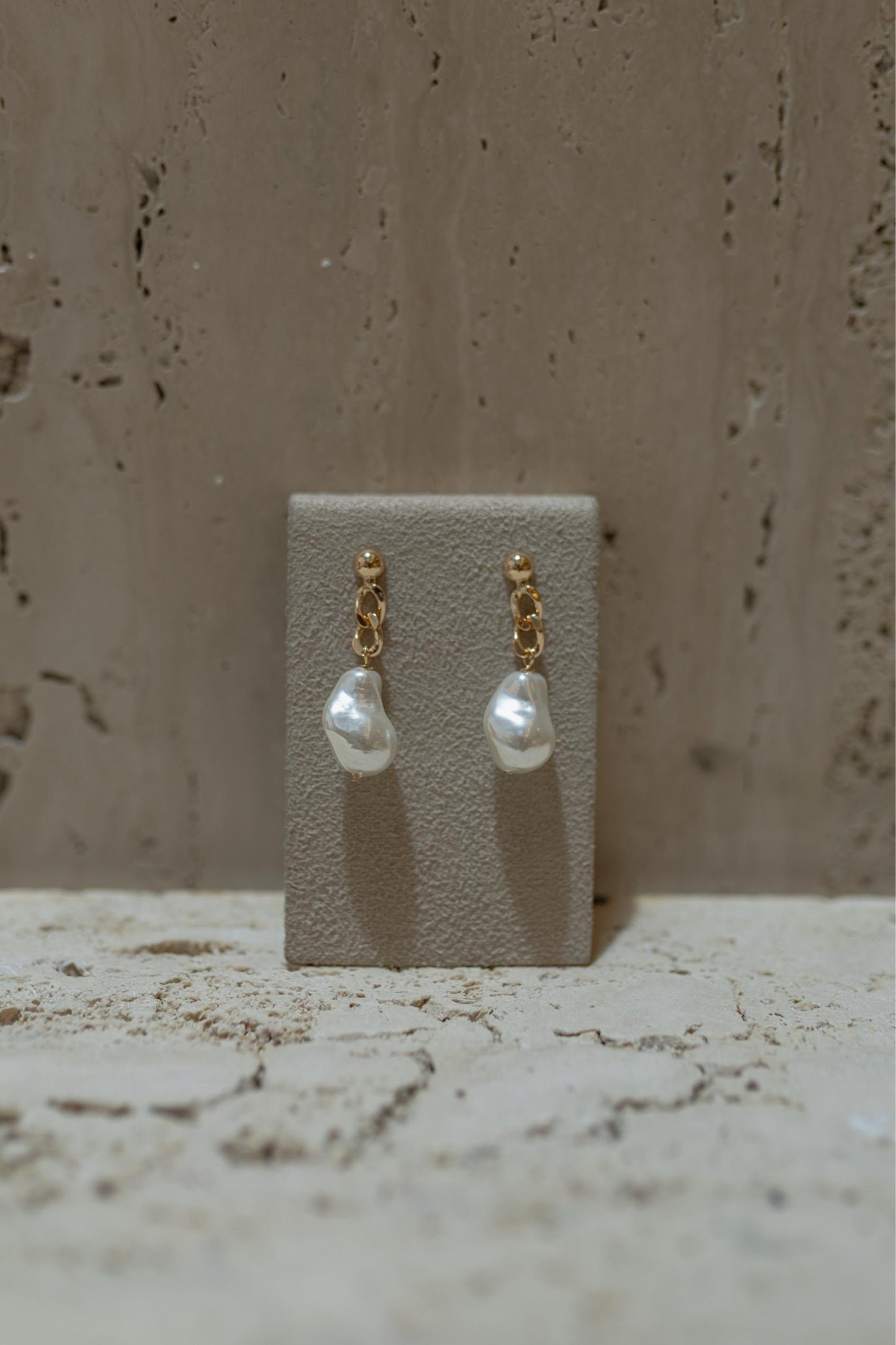 Brinco Elos Pérola Dourado