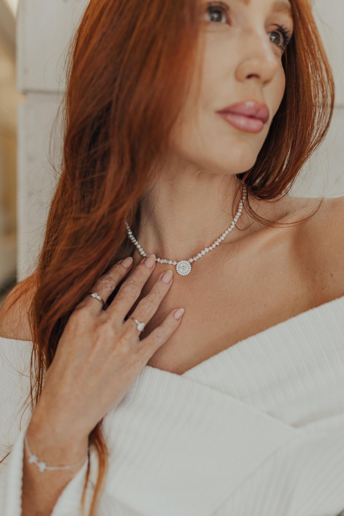 Anel Ajustável Gota Cravejada Prata 925 Ródio Branco