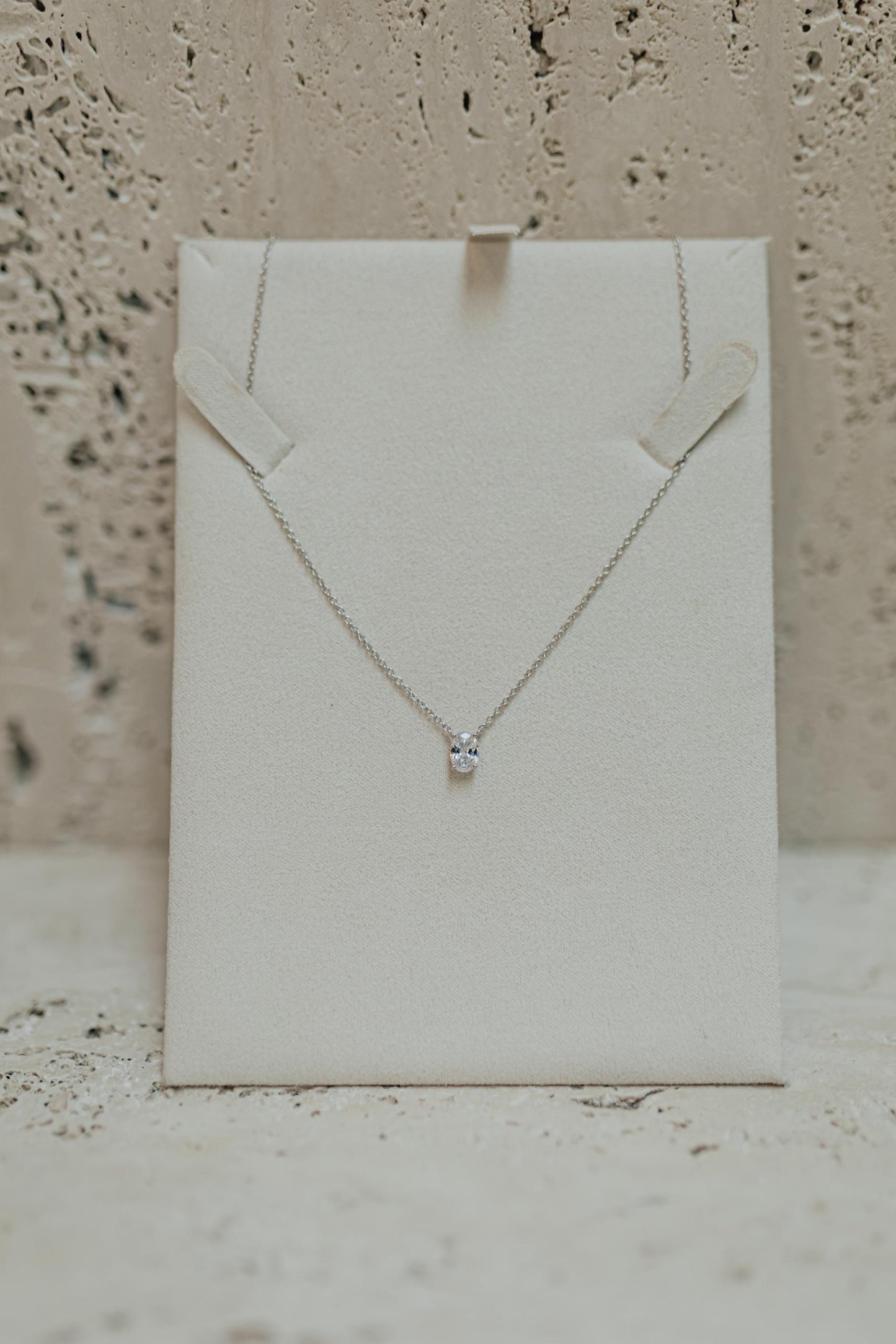 Colar Solitário Mini Oval Prata 925 Ródio Branco