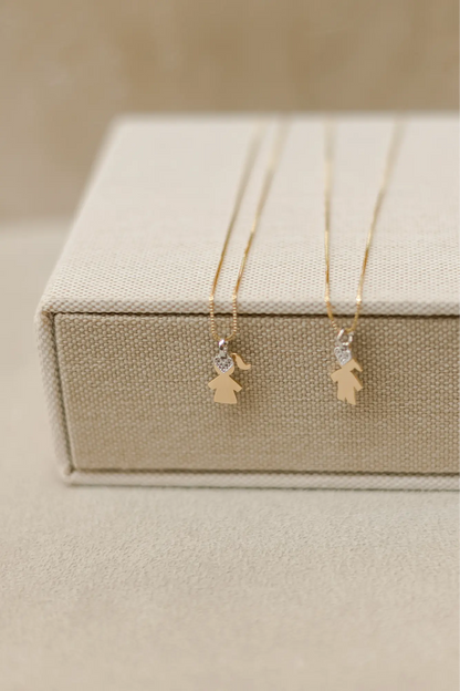 Colar Filhos Com Coração Cravejado Dourado