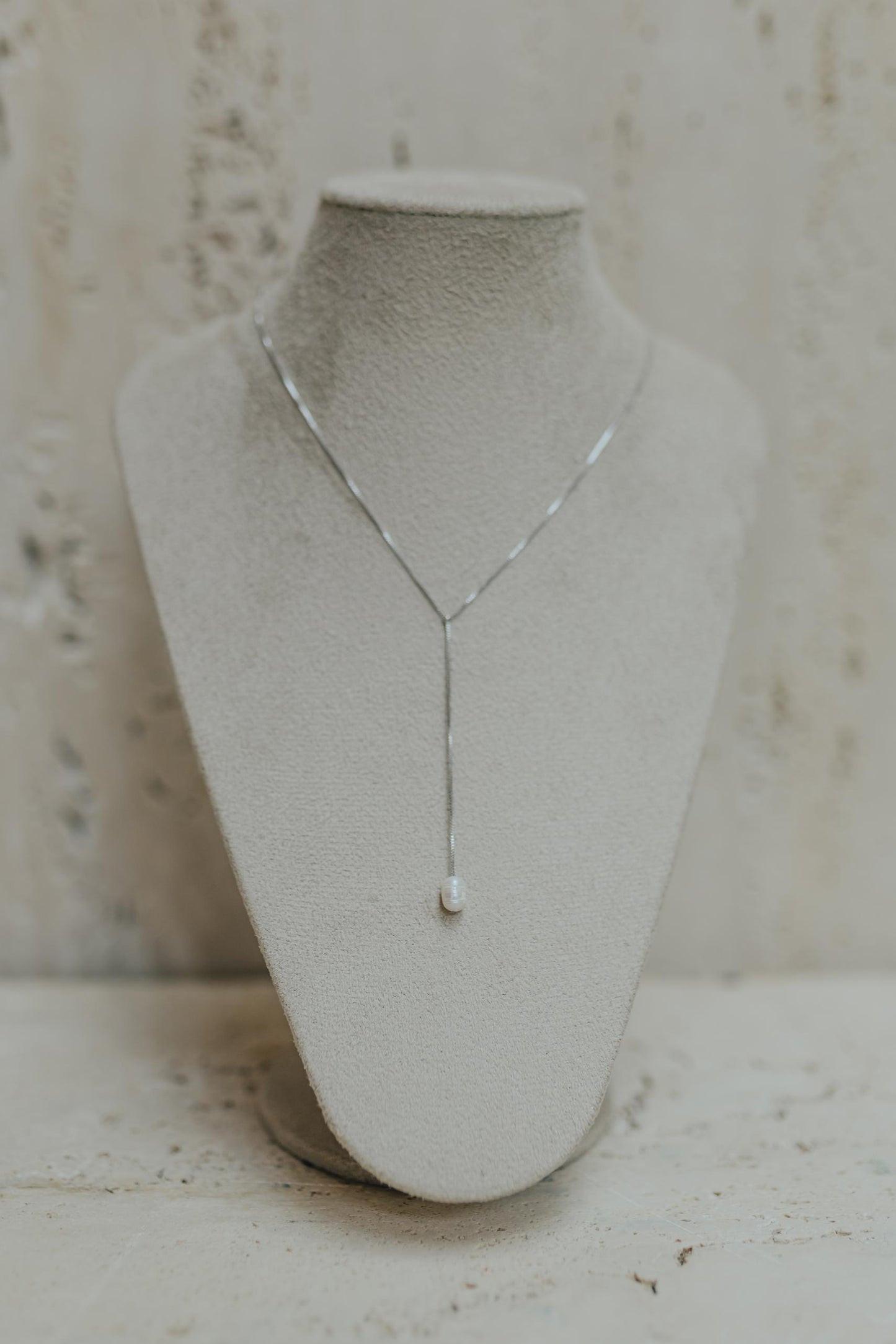 Colar Gravatinha Pérola de Água Doce