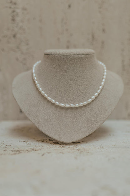 Colar Pérola de Água Doce Dourado