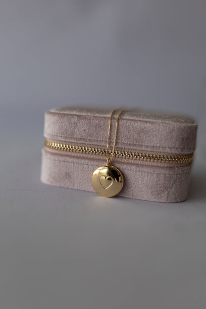 Colar Relicário Afeto Dourado