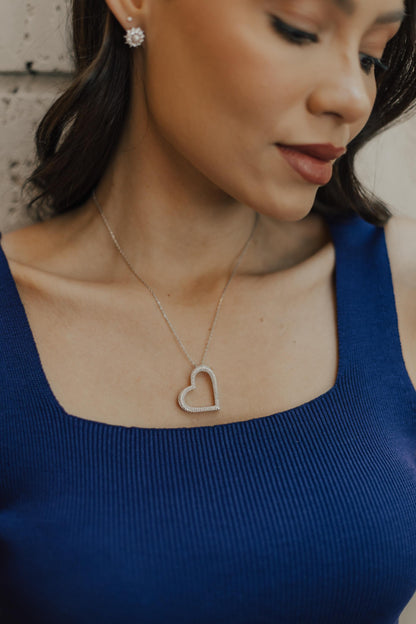 Colar Coração Vazado Cristal Ródio Branco