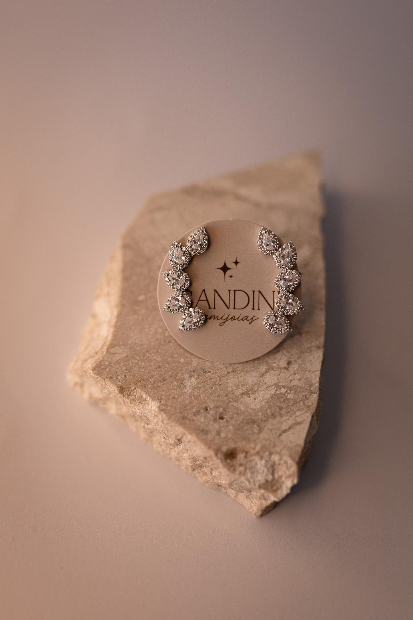 Brinco Ear Cuff Gotas Ródio Branco