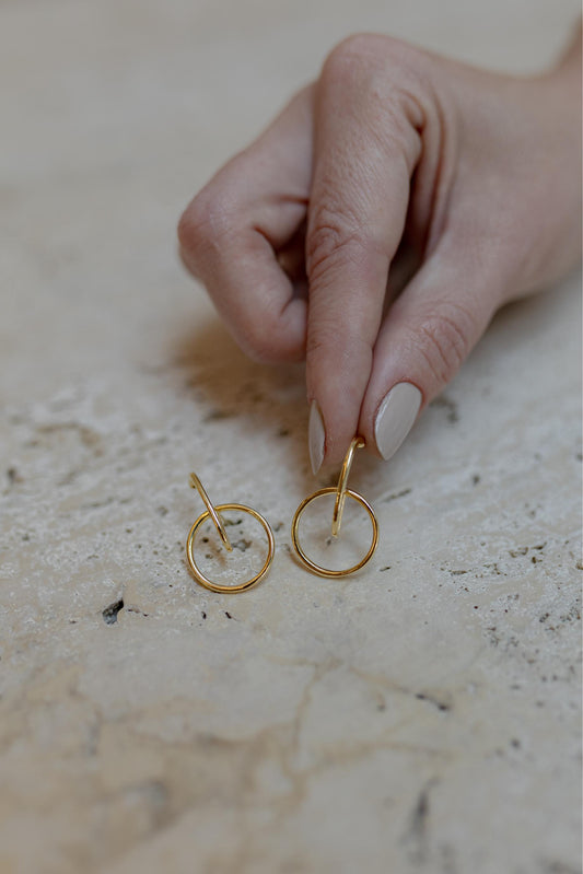 Brinco Ear Hook Basic Argola Dourado