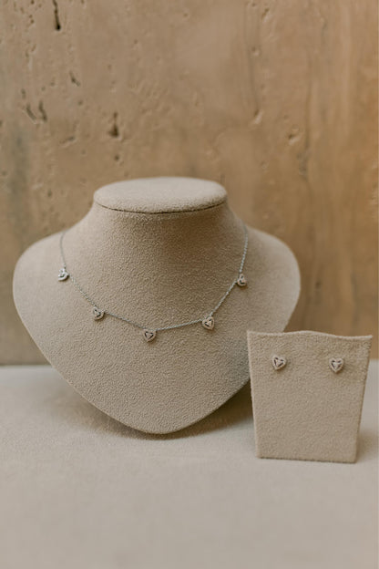 Colar Choker 5 Corações Cristal Ródio Branco