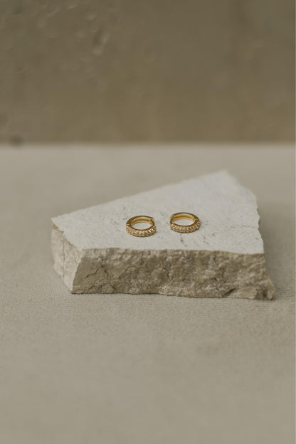 Brinco Argola Cravejada M Dourado