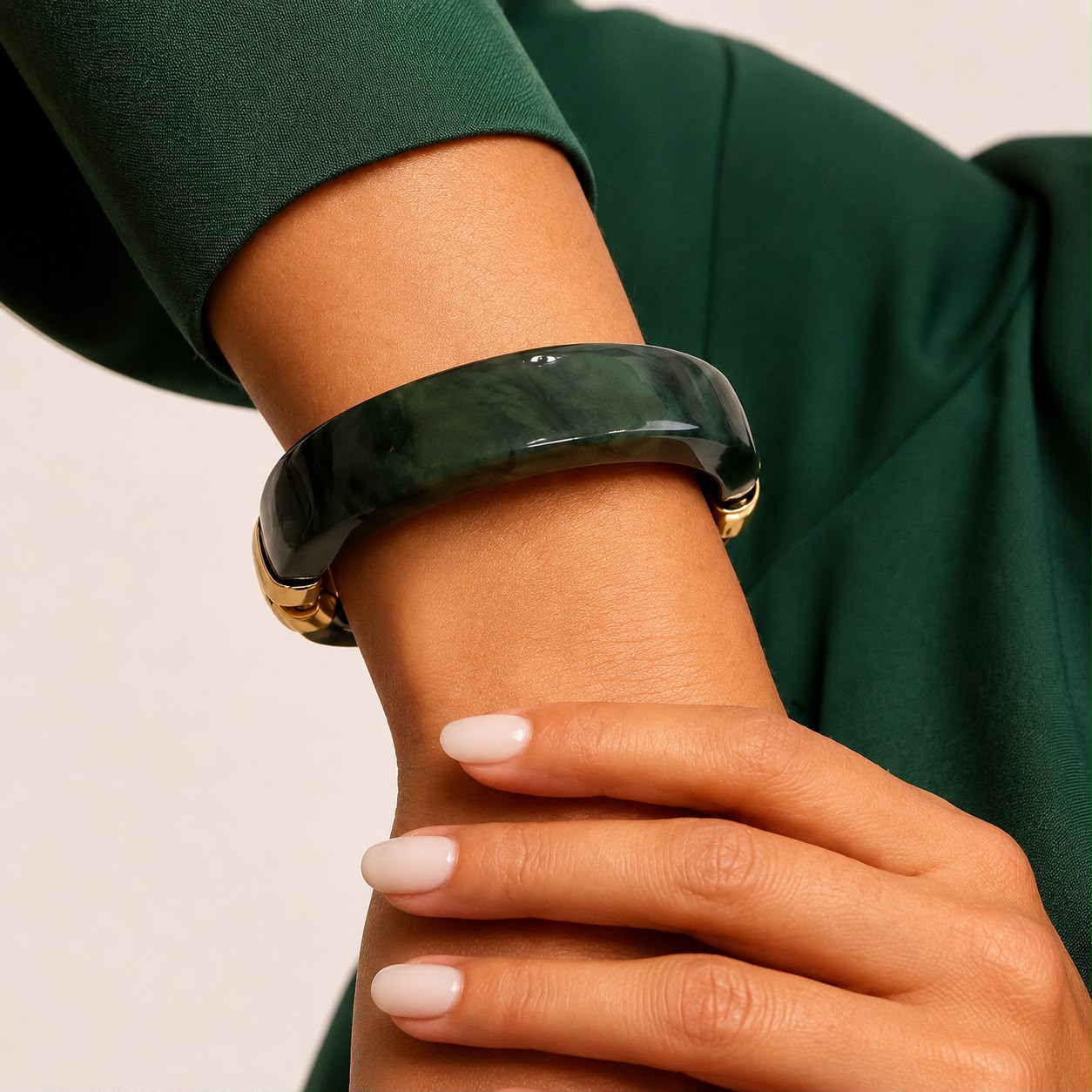 Bracelete Verde Militar Maxi Dourado