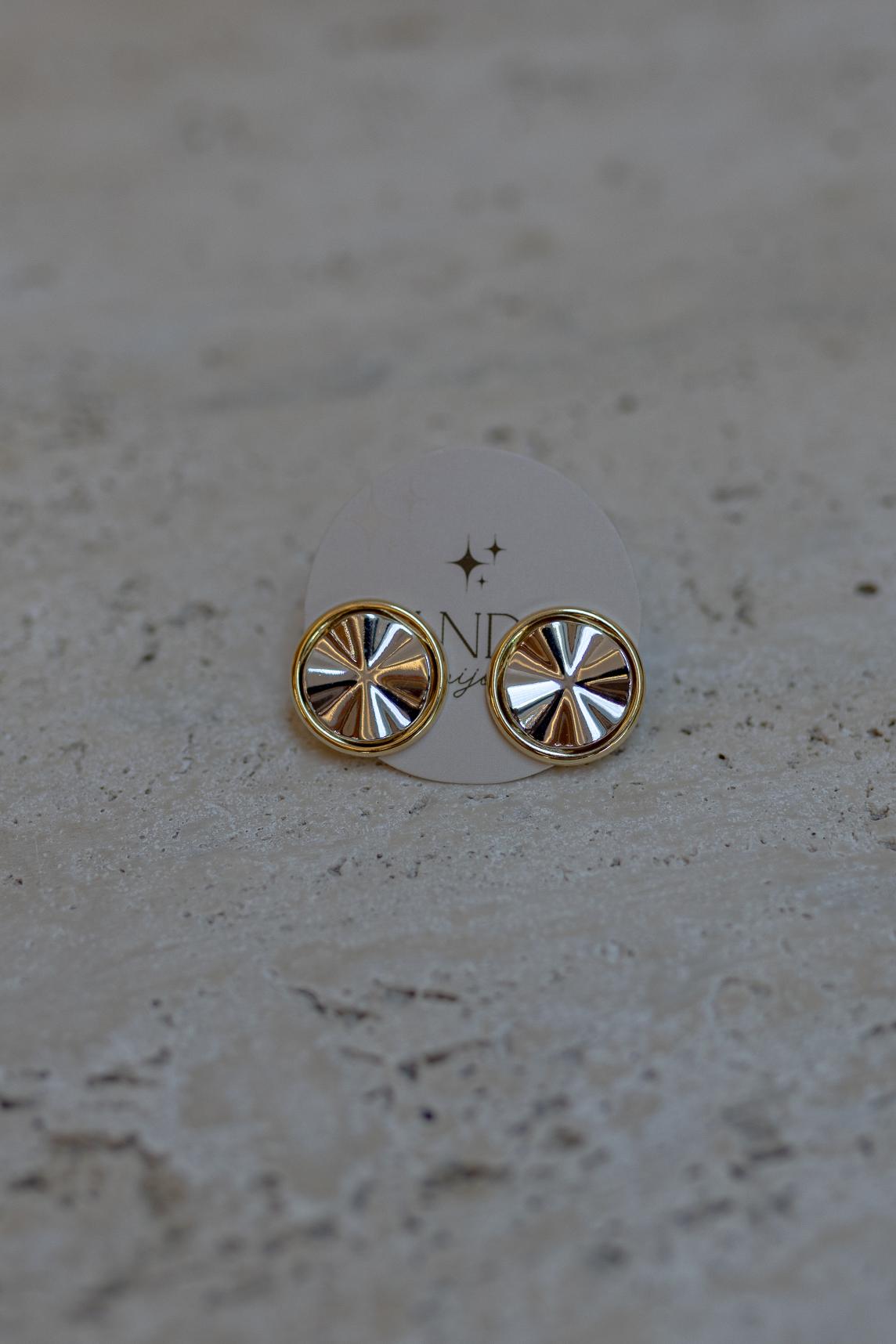 Brinco Redondo Martelado PP com Base Mix de Banhos