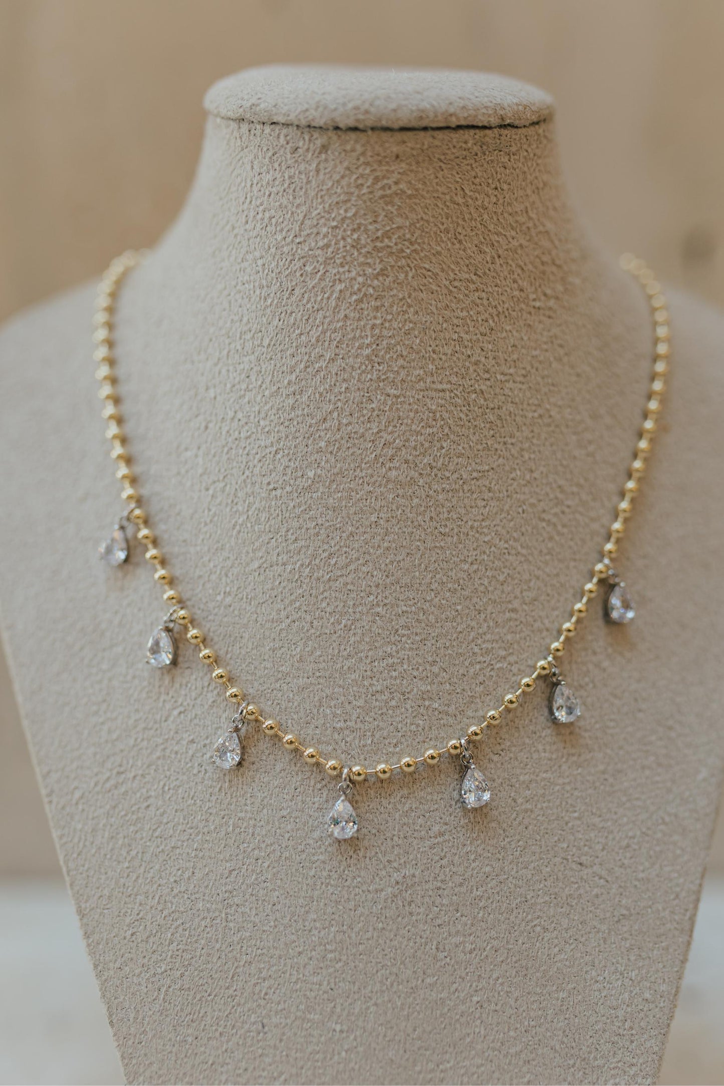Colar Choker Bolinhas 7 Gotas Mix De Banhos