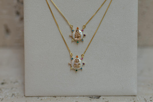 Colar Escapulário Colorido Madrepérola Dourado